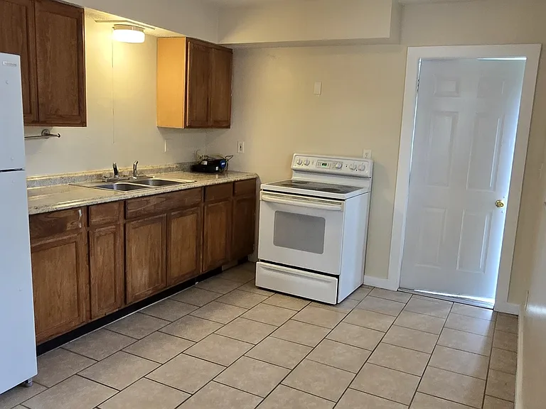 2519 7th Ave E #2519 — Photo 5