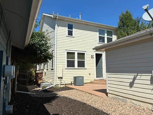 2312 N Xenia St — Photo 5