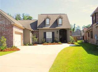 210 Red Fox Run Blvd, Madisonville, LA 70447