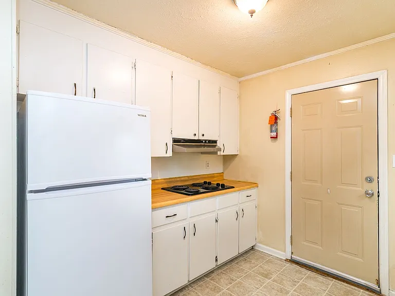 49 Remington Dr — Photo 7