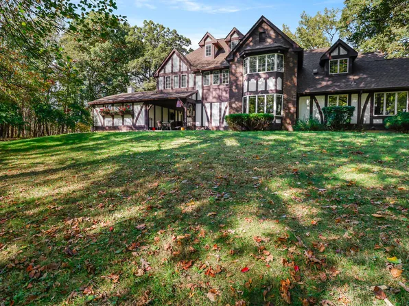 9303 E Division Rd, Mill Creek, IN 46365
