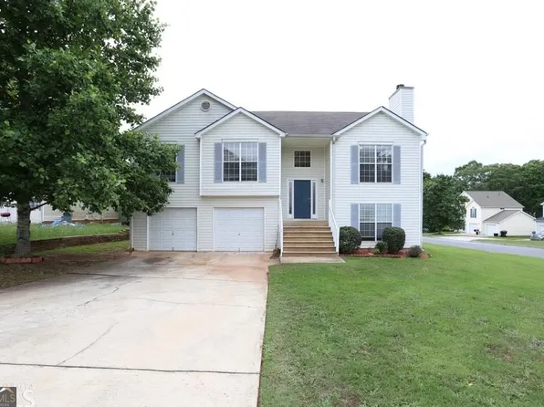 3276 Bells Landing Dr, Rex, GA 30273