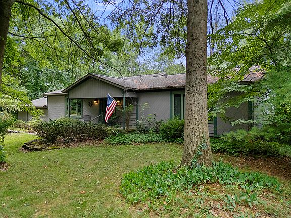 3rd image of 7530 Dusty Pines Dr