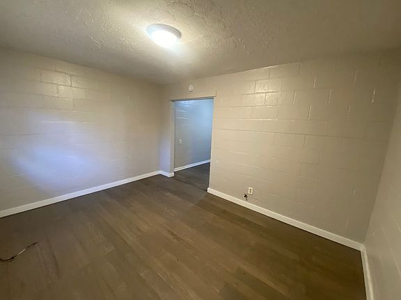 5th image of 2213 13th Ave #4