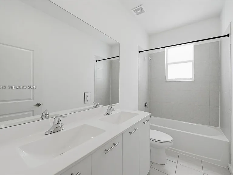 2345 NW 131st Cir — Photo 18