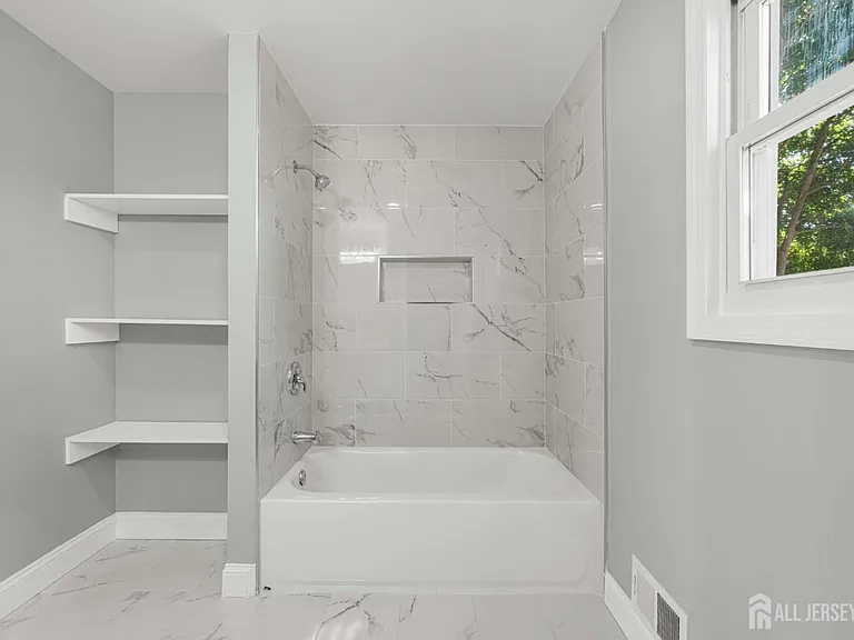 614 Remsen Ave #1 — Photo 16