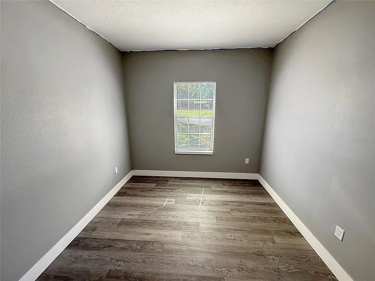 323 Pearl St #1 — Photo 14