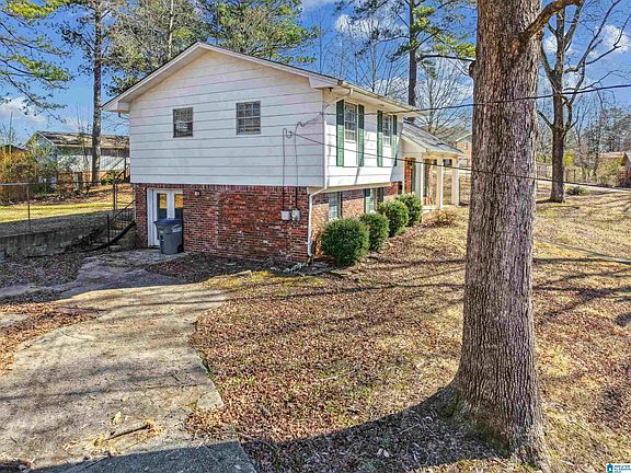 3rd image of 5601 Crestview Dr