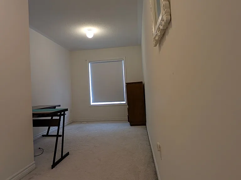 6 Westbury Way — Photo 44