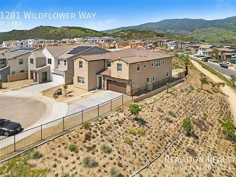 21201 Wildflower Way — Photo 36