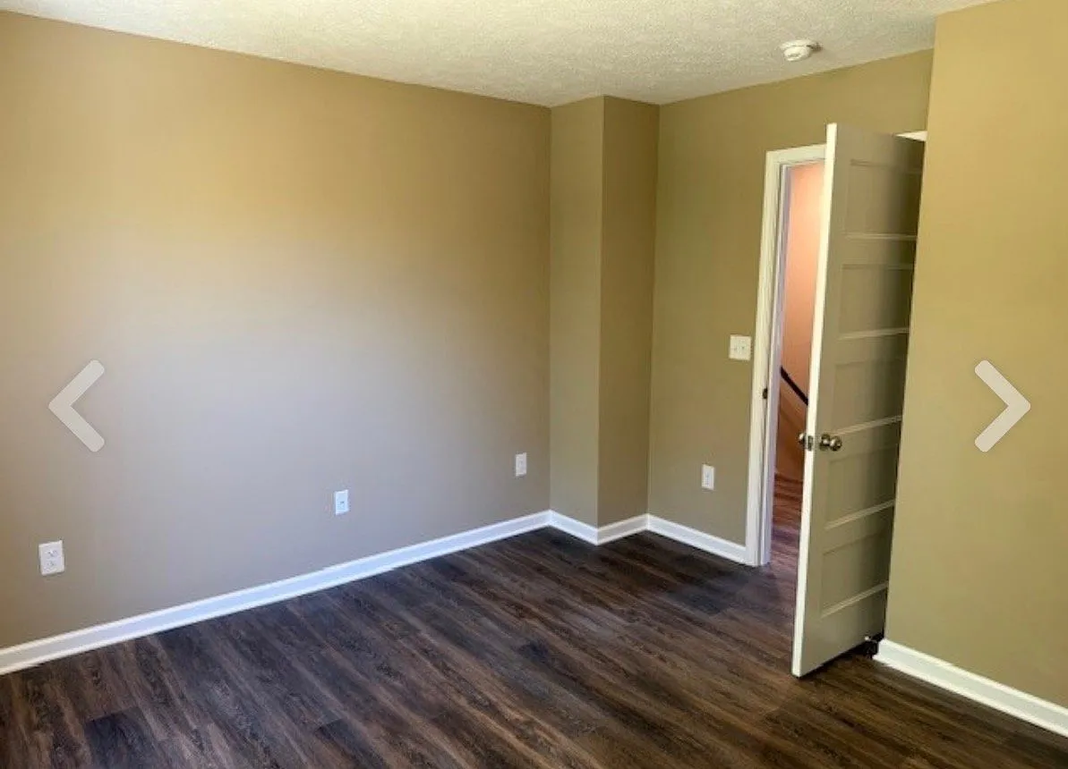 1416 E Lincoln St — Photo 2