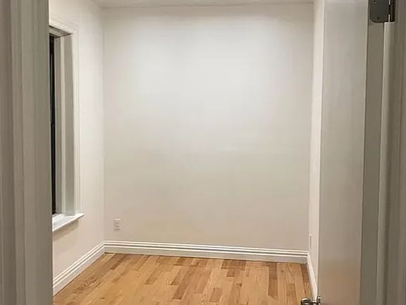 5th image of 231 Lexington Ave APT 5C