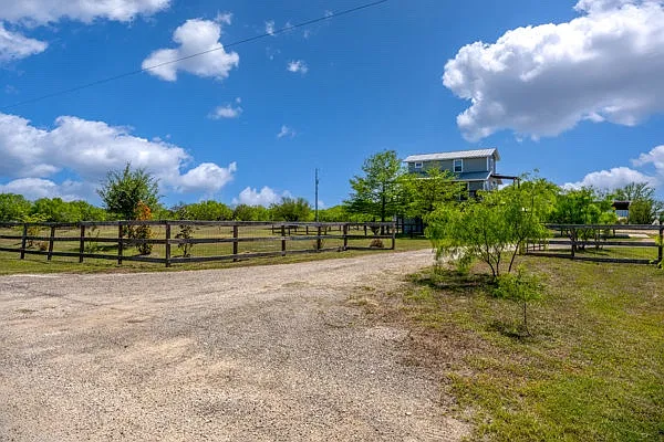 286 Castin Ln — Photo 24