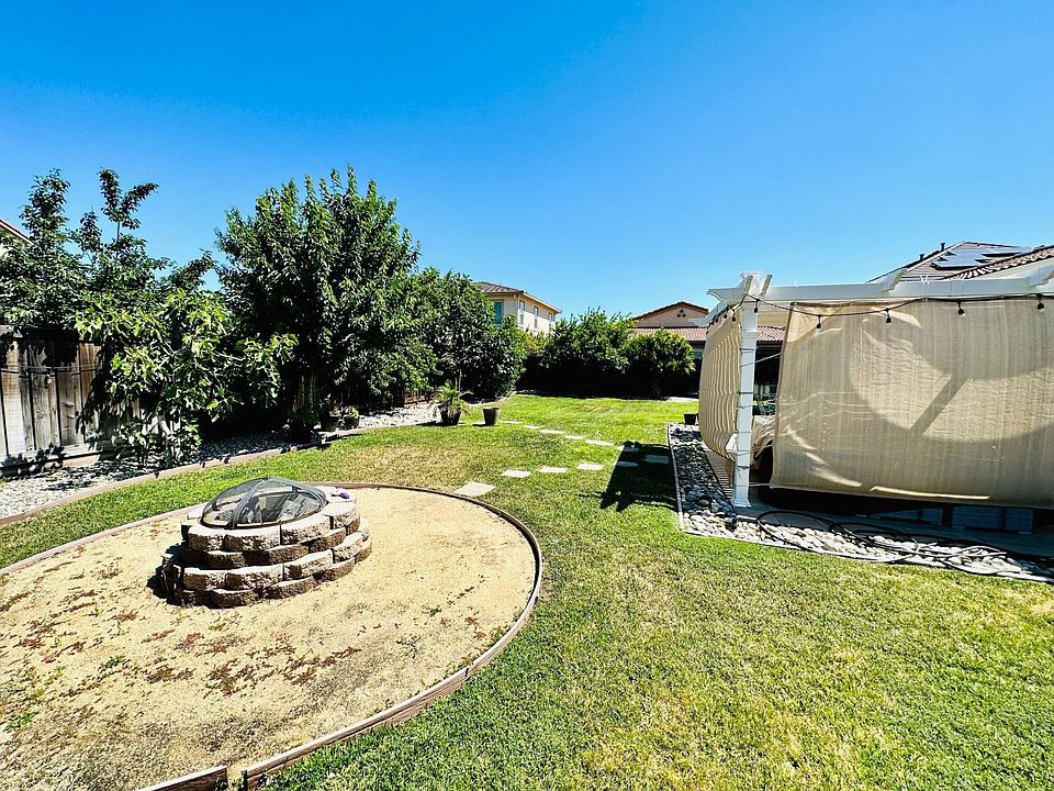 1st image of 855 N Mondello Dr