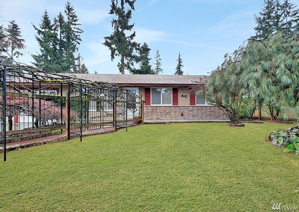 1st image of 21718 106th St E