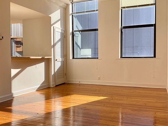 4F83B078-4AE4-49FE-8E1D-0AEBB07FAF59