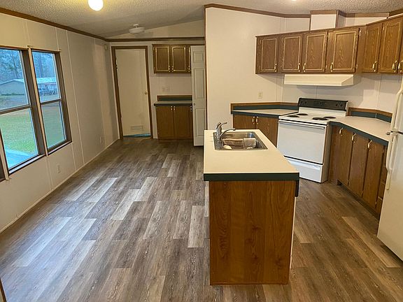 kitchen looking toward the laundry room and master bedroom