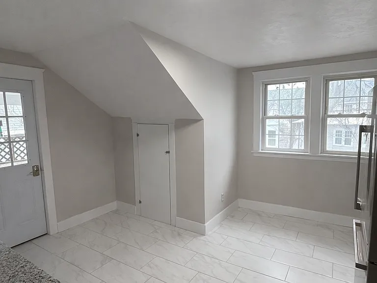 57 Colonial Ave #1 — Photo 4