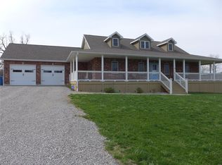 8958 Idell Creek Ln, Hannibal, MO 63401