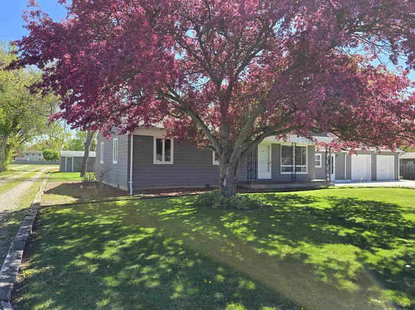 3336 E North Union Rd, Bay City, MI 48706