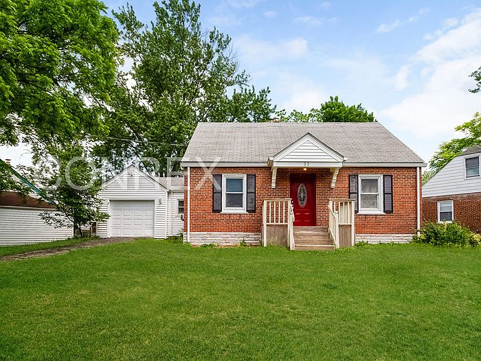 1st image of 33 Gambier Cir