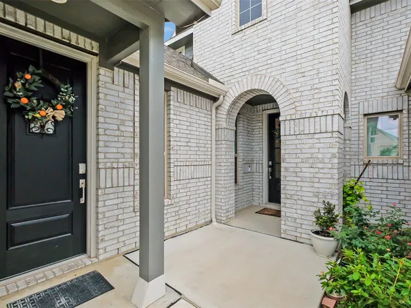 5608 Forest Cove Dr, Rosenberg, TX 77471