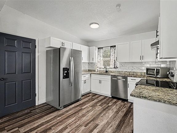 5th image of 4928 S 82nd St