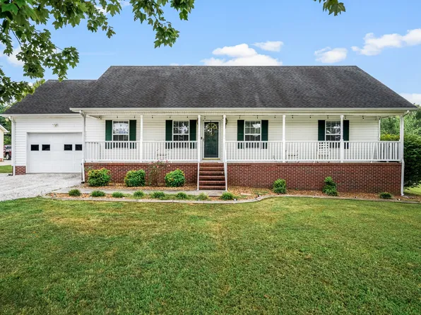 335 Overlook Cir, Tullahoma, TN 37388