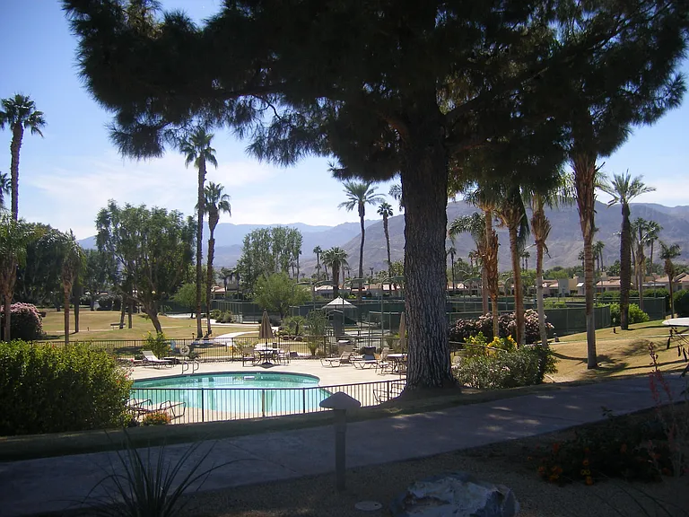 195 Desert Lakes Dr — Photo 27