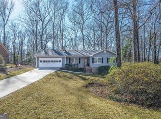 1131 Lois Ln, Athens, GA 30606