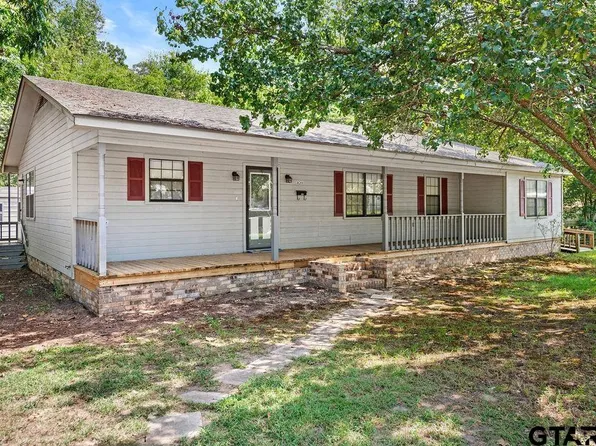 820 Graham St, Mineola, TX 75773