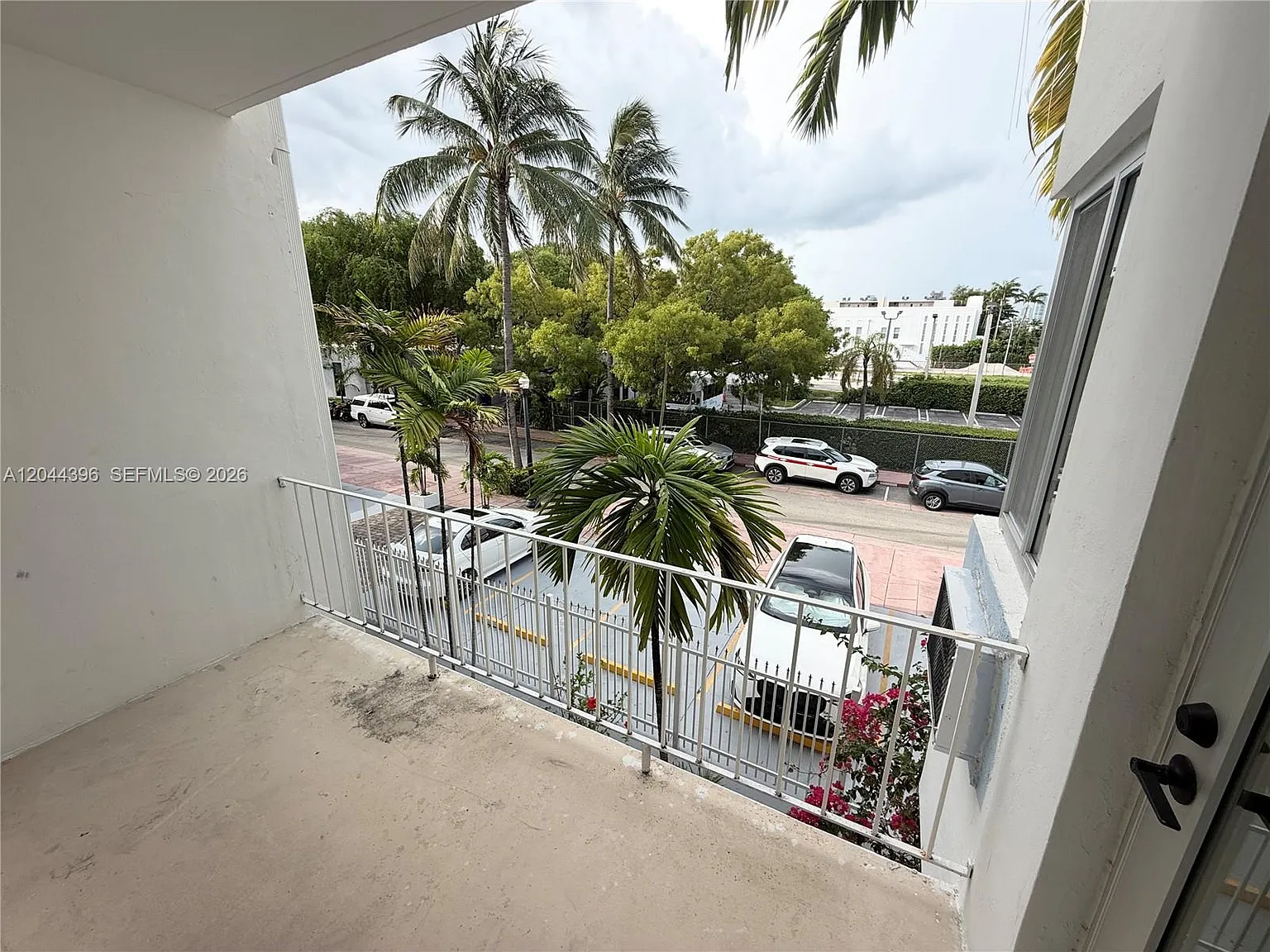 641 Espanola Way Inc Cond — Photo 3