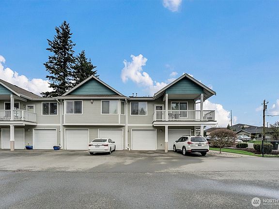 3rd image of 3918 7th Street SW #A