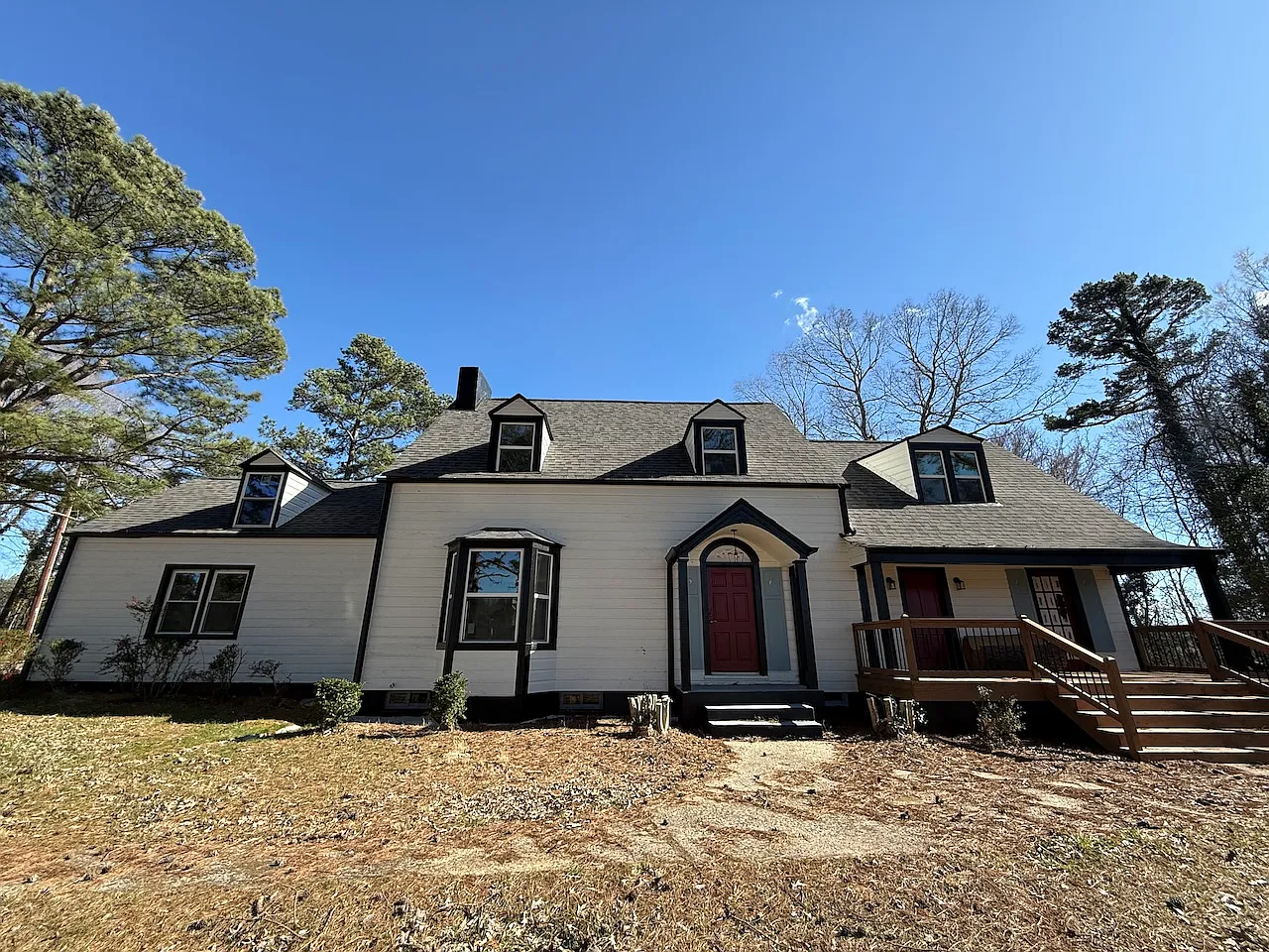 4 bed, 2.5 bath, 2094 sqft, $2,500 — Photo 1