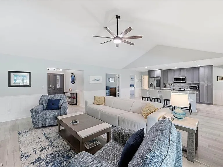 9962 Ortega Ln — Photo 12