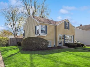 761 S Washington St, Elmhurst, IL 60126