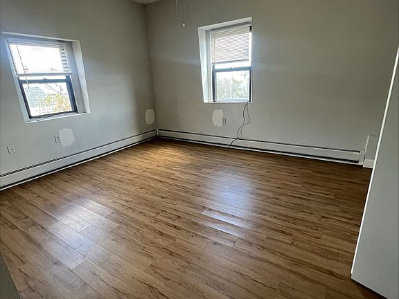 4th image of 16 Flint St