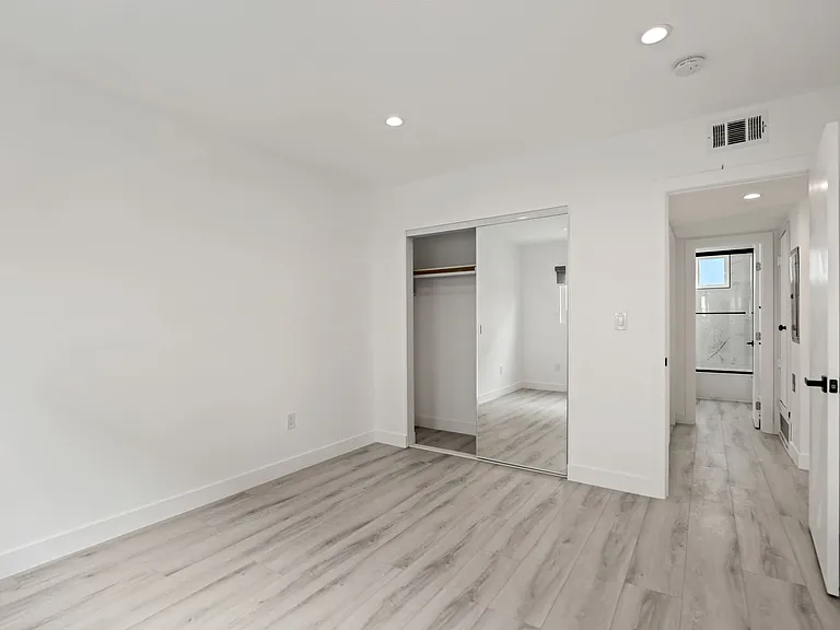 2034 S Garth Ave — Photo 28