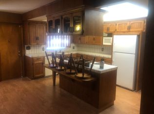 507 P St, Sanger, CA 93657