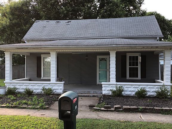 2nd image of 610 Pell St