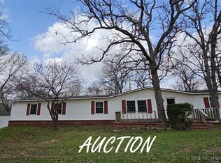 1445 N 237th Rd, Mounds, OK 74047