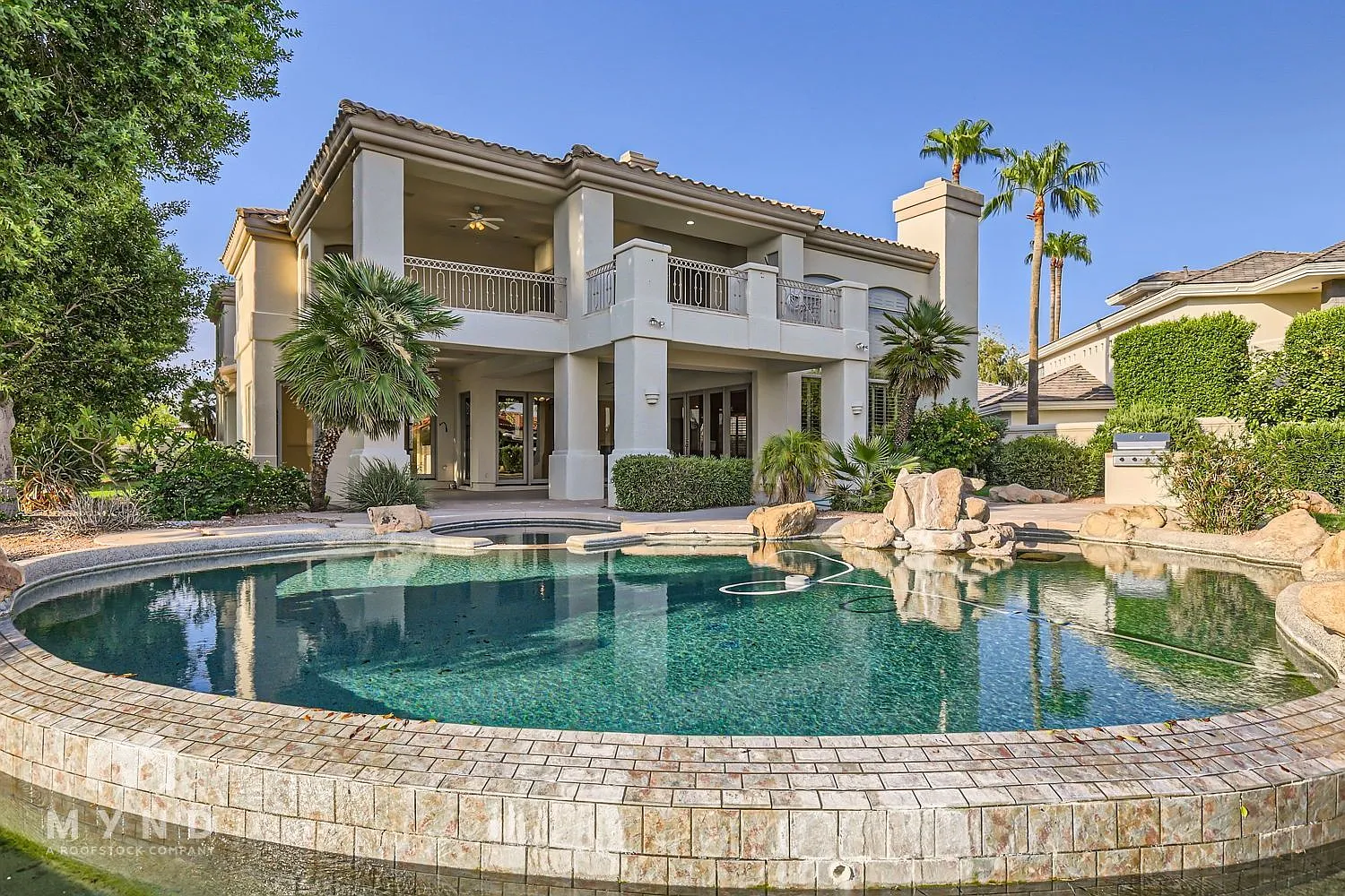 6 bed, 4.5 bath, 5137 sqft, $8,995 — Photo 1