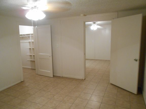 4th image of 6401 31st St N APT 2