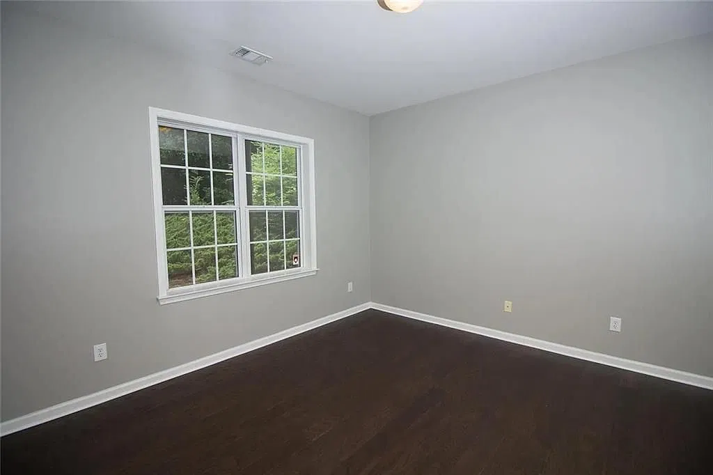 2 bed, 4.0 bath, 1963 sqft, $2,500 — Photo 3