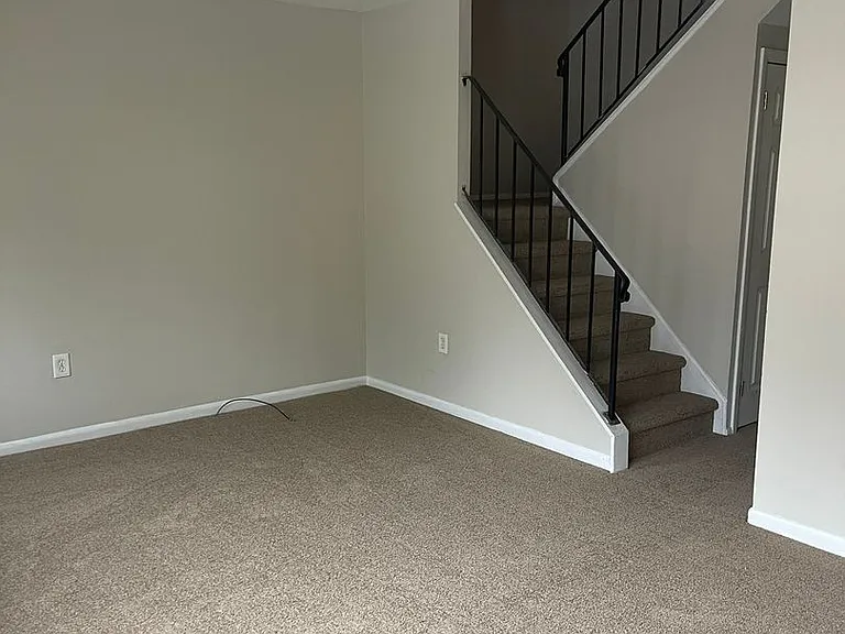 111 Elliot St — Photo 6