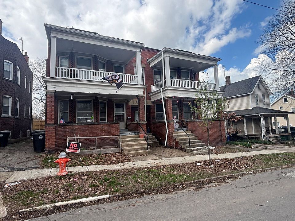1st image of 1376 W 91st St #4