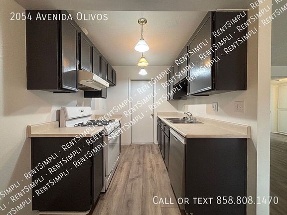 5th image of 2054 Avenida Olivos