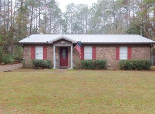 8340 Maura Dr, Bayou La Batre, AL 36509