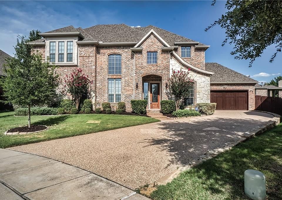 1st image of 5815 Crescent Ln