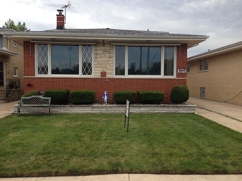 1st image of 8944 S Mozart Ave